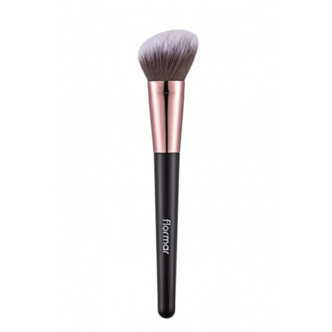 Flormar Flared Cut Blush Brush Yüz Makyajında Pratiklik Sağlayan Kesik Allık Fırçası.