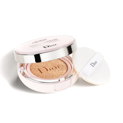 Dior Dreamskin Moist & Perfect Cushion Fondöten 10 SPF50